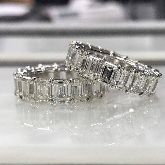 Men's 1CT Emerald Cut VVS Eternity Wedding Band 925 Ring - Picture 1 of 16